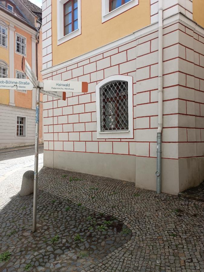 Filmap- Charmante Kreuzgewoelbe-Whg Im Herzen Der Altstadt-Ideal Fuer Paare & Geschaeftsreisende Gorlitz Bagian luar foto